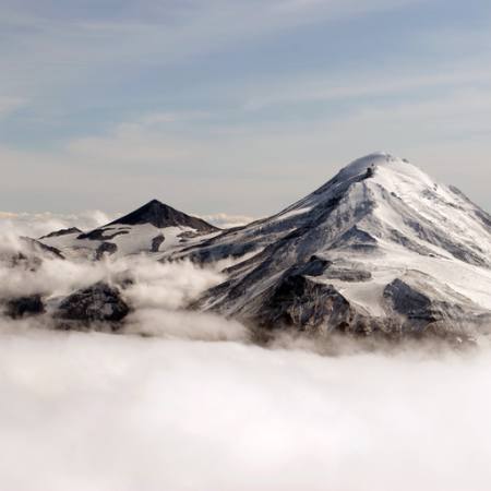 munte, zăpadă, ceață, grindina Vronska - Dreamstime