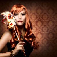 femeie, masca, roșu, de mână, cu fața Subbotina - Dreamstime