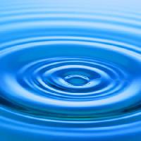 Pixwords Imaginea cu de apă, albastru Bjørn Hovdal - Dreamstime